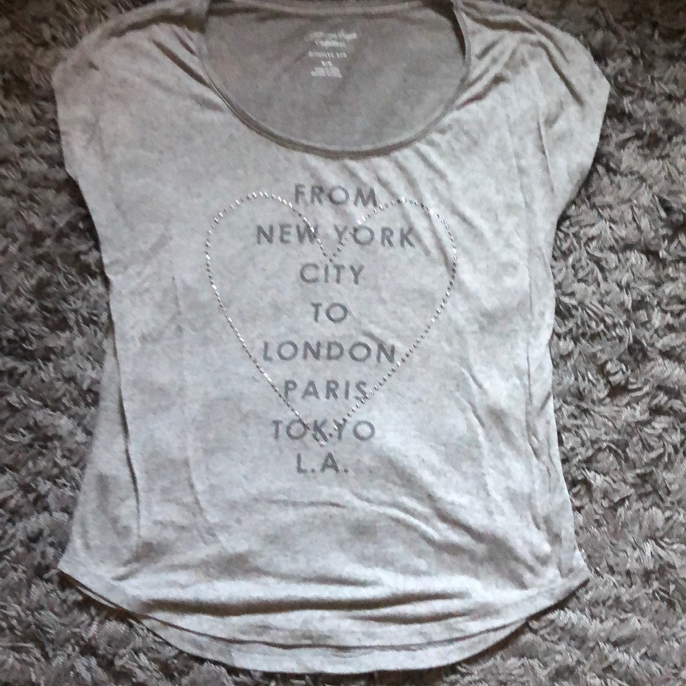 American Eagle tee